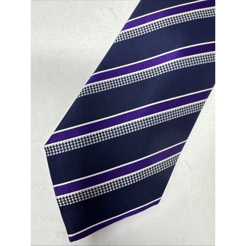 HUGO BOSS Classic 100% Silk Purple Diagonal Stripes Neck Tie Made In Italy